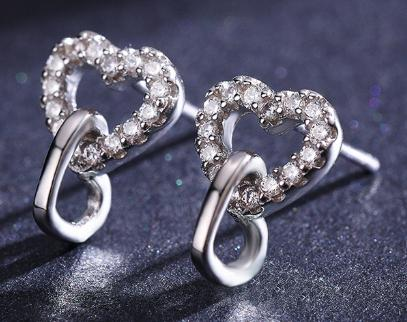 Hearted Earring with Zirkonia