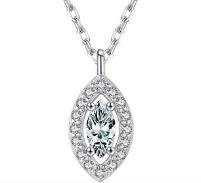 Oval necklace with zirkonia