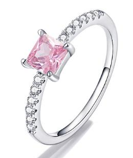 Pink zirkonia ring